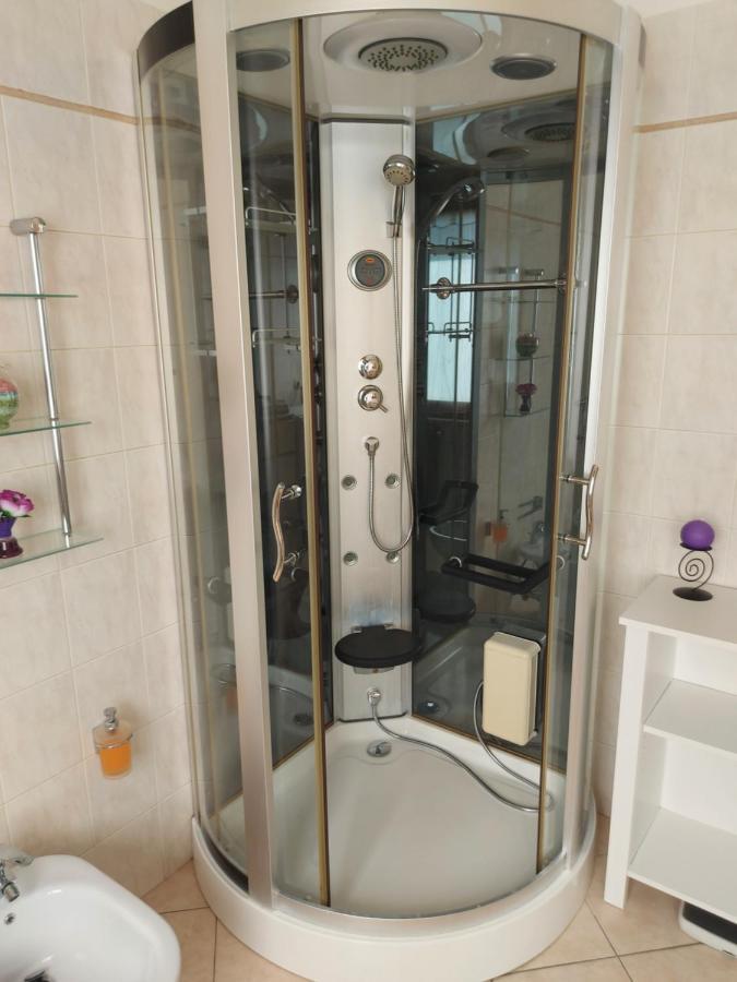 カリアリCasa Pinaアパートメント エクステリア 写真