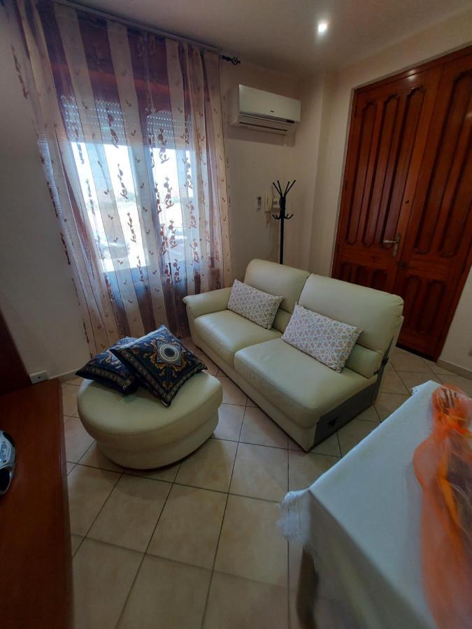 カリアリCasa Pinaアパートメント エクステリア 写真