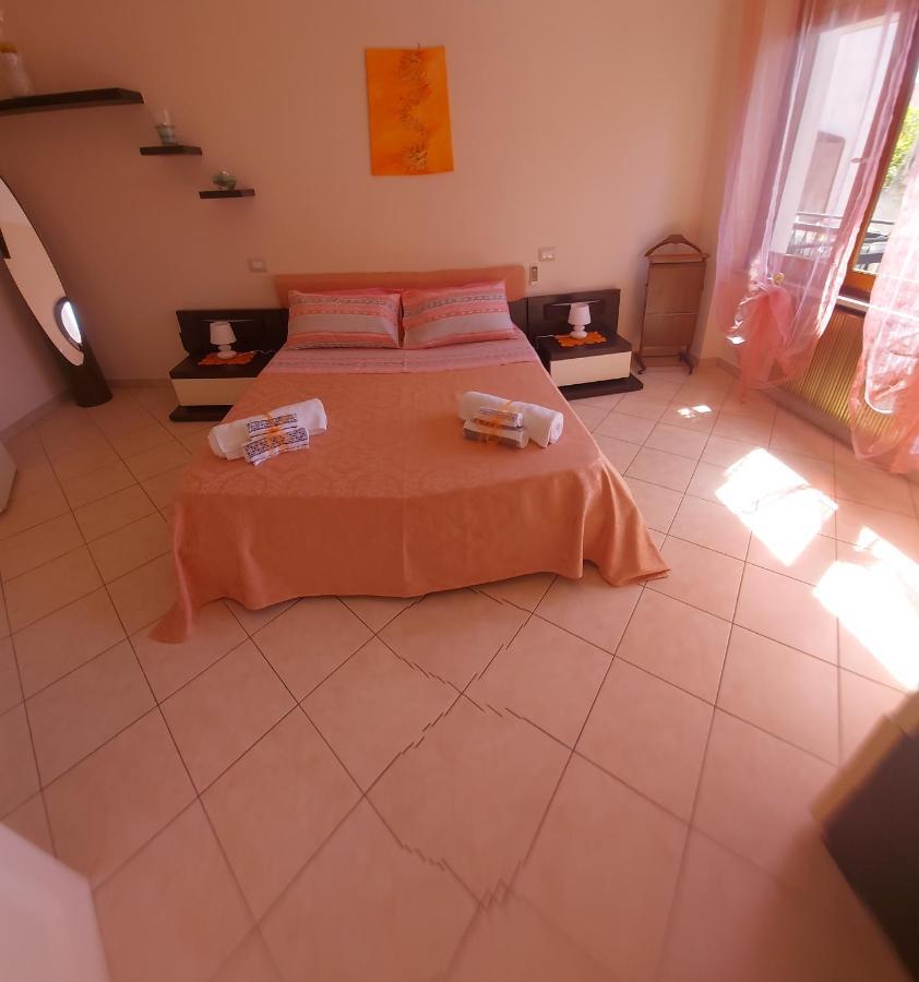 カリアリCasa Pinaアパートメント エクステリア 写真